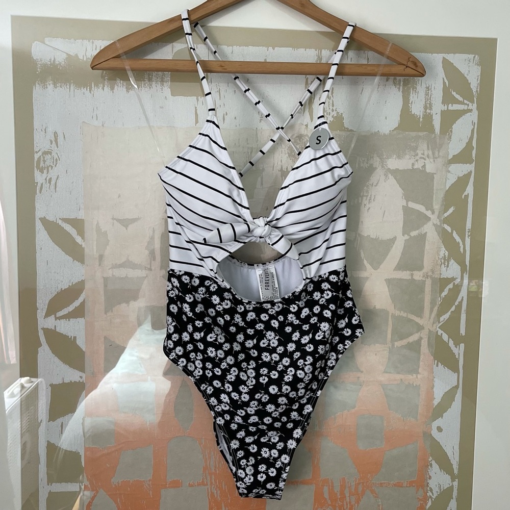 Forever 21 One Piece Swimsuit